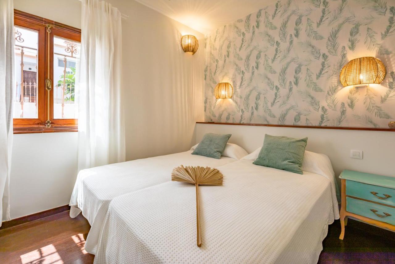 Villa Corralejo Bay Beachfront Corralejo By Holidays Home Exterior foto
